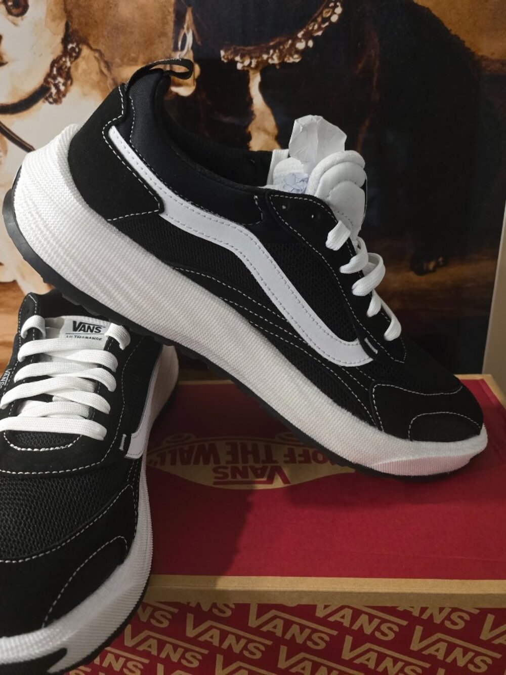 Vans Ultrarange Neo 2.0 Black / White Shoes VN000EJ8BA2 Men's 12 US NEW RARE